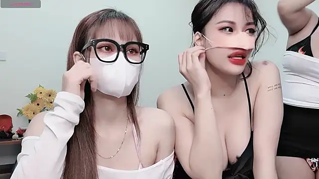 LyLy Office online show from 12.18.24