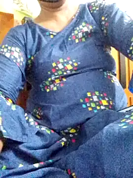 Snapshot of Tamil--Rani chatting on 01.03.25 Tamil--Rani online show from 01.03.25