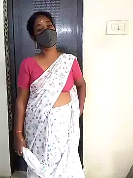 Snapshot of Tamil--Rani chatting on 01.04.25 Tamil--Rani online show from 01.04.25