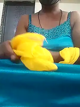 Snapshot of Tamil--Rani chatting on 01.06.25 Tamil--Rani online show from 01.06.25