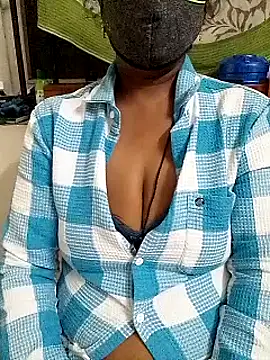 Snapshot of Tamil--Rani chatting on 01.06.25 Tamil--Rani online show from 01.06.25