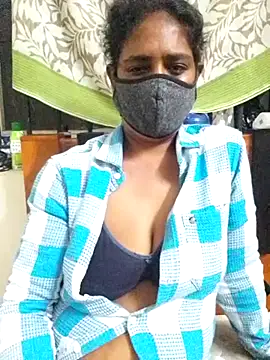 Snapshot of Tamil--Rani chatting on 01.06.25 Tamil--Rani online show from 01.06.25