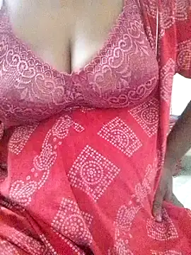 Snapshot of Tamil--Rani chatting on 01.10.25 Tamil--Rani online show from 01.10.25