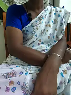 Snapshot of Tamil--Rani chatting on 01.21.25 Tamil--Rani online show from 01.21.25