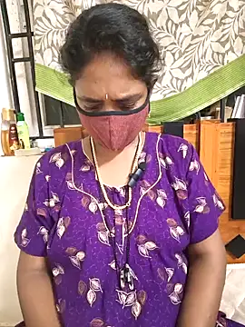 Snapshot of Tamil--Rani chatting on 01.28.25 Tamil--Rani online show from 01.28.25