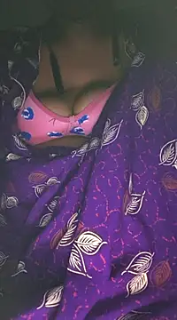 Snapshot of Tamil--Rani chatting on 02.15.25 Tamil--Rani online show from 02.15.25