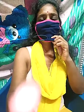 Snapshot of Tamil--Rani chatting on 03.21.25 Tamil--Rani online show from 03.21.25