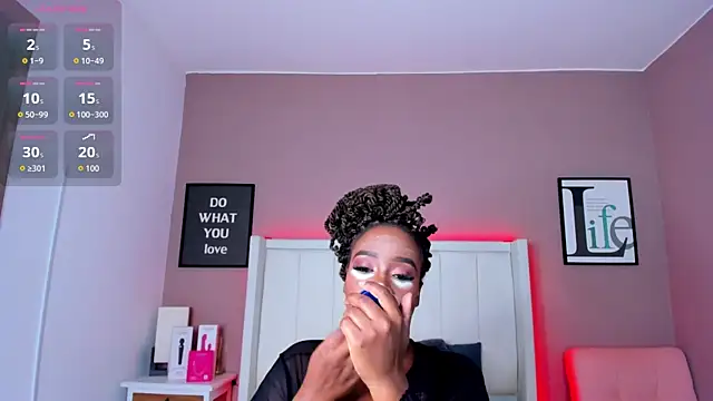 Britanymooree online show from 01.07.26