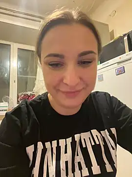 Snapshot of OlgaBuzzz chatting on 02.18.25 OlgaBuzzz online show from 02.18.25