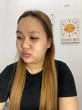 Odette68 online show from 12.17.25