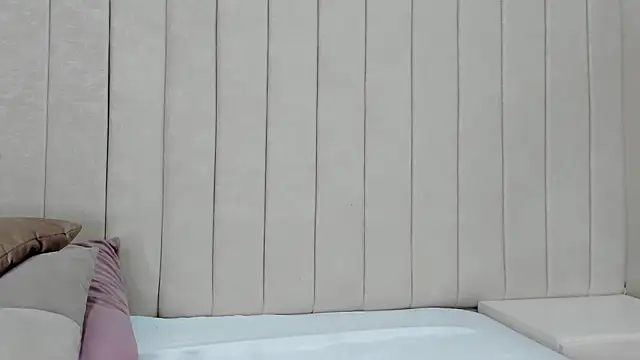 Snapshot of Littleolivia_ chatting on 03.05.25 Littleolivia online show from 03.05.25