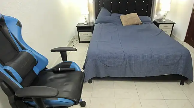 Snapshot of Debora_brown chatting on 03.12.25 Debora brown online show from 03.12.25