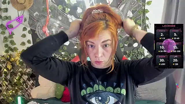 cocochanell6666 online show from 10.16.25