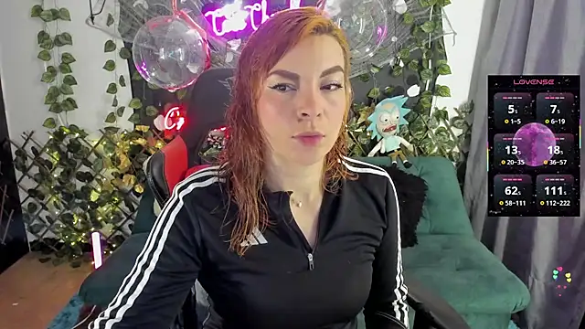 cocochanell6666 online show from 10.24.25