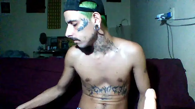 Snapshot of sellvageria chatting on 02.20.26 sellvageria online show from 02.20.26