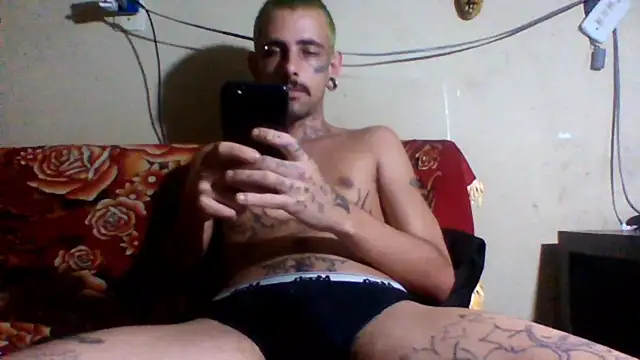 Snapshot of sellvageria chatting on 02.27.26 sellvageria online show from 02.27.26