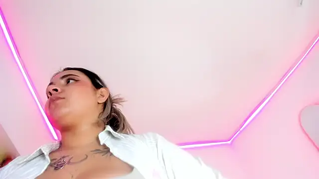  Ameliie online show from 02.21.25