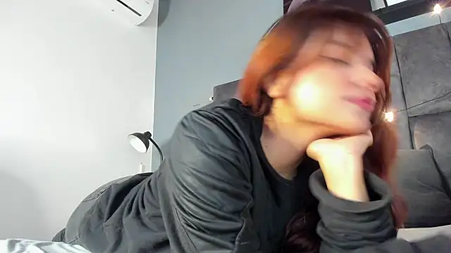 Snapshot of AbbyWathson chatting on 11.29.25 AbbyWathson online show from 11.29.25