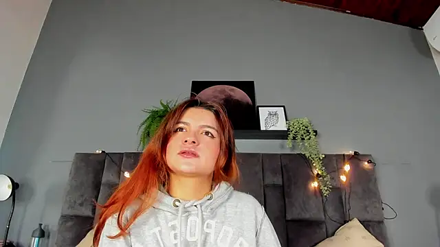 Snapshot of AbbyWathson chatting on 04.19.26 AbbyWathson online show from 04.19.26