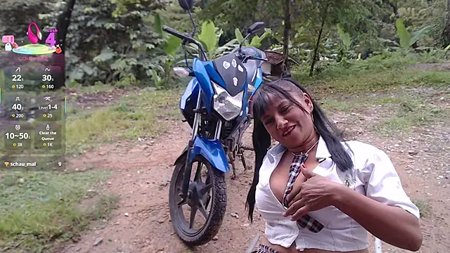 Snapshot of andreu_mature chatting on 03.06.26 andreu mature online show from 03.06.26