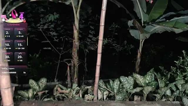 Snapshot of andreu_mature chatting on 03.25.26 andreu mature online show from 03.25.26