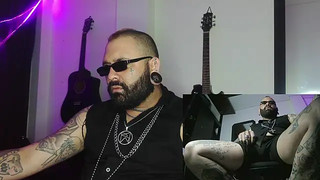 darkclothes online show from 12.27.24