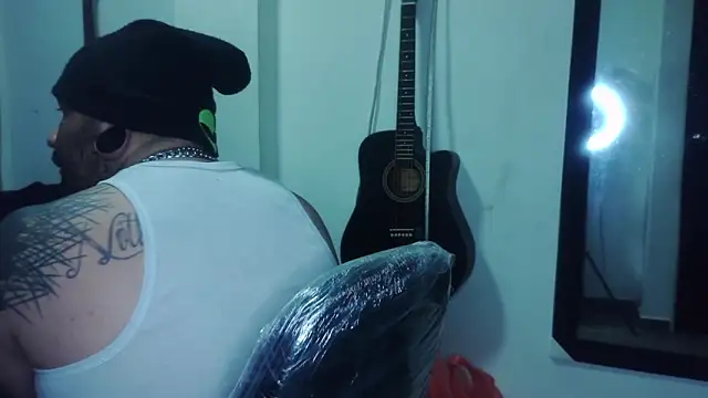 darkclothes online show from 02.11.25