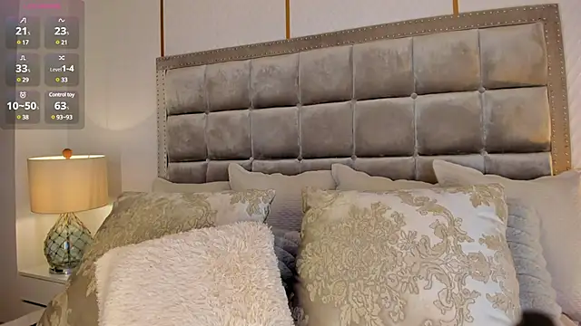 StacyRigel online show from 12.24.24