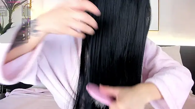 StacyRigel online show from 10.27.25