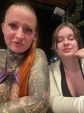 Snapshot of Inked_lorena chatting on 11.04.25 Inked lorena online show from 11.04.25