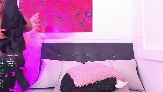 Adams Cloe online show from 10.16.25