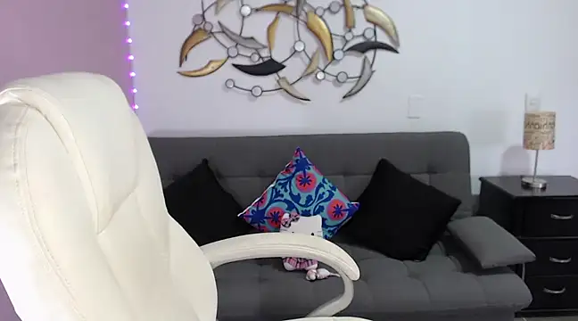 Snapshot of NicoleKitty_ chatting on 12.12.24 NicoleKitty online show from 12.12.24