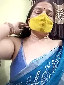Snapshot of IndianAngle chatting on 07.10.26 IndianAngle online show from 07.10.26