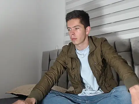 Snapshot of Eliantg chatting on 12.12.24 Eliantg online show from 12.12.24