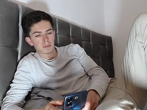 Snapshot of Eliantg chatting on 09.18.25 Eliantg online show from 09.18.25