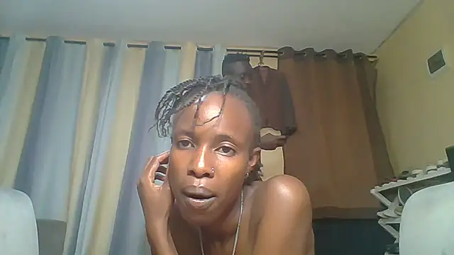 Snapshot of likys123 chatting on 10.31.25 likys123 online show from 10.31.25