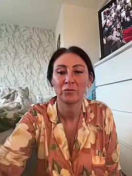 Naughtynanny75 online show from 01.18.25