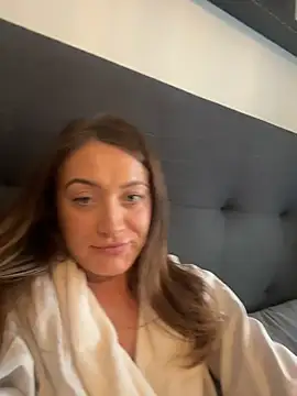 Snapshot of Pollypearson chatting on 12.01.25 Pollypearson online show from 12.01.25