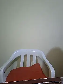 Snapshot of yuliparis chatting on 02.07.25 yuliparis online show from 02.07.25