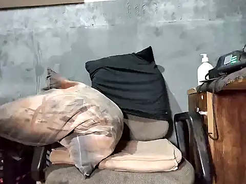 bumbumtatuado online show from 12.17.25