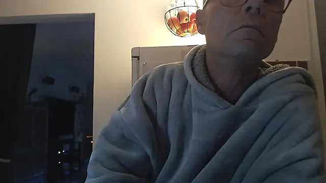 Nomi1612 online show from 11.21.25