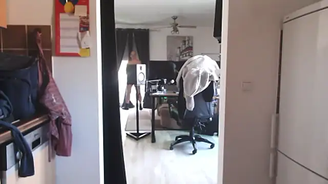 Nomi1612 online show from 04.11.26