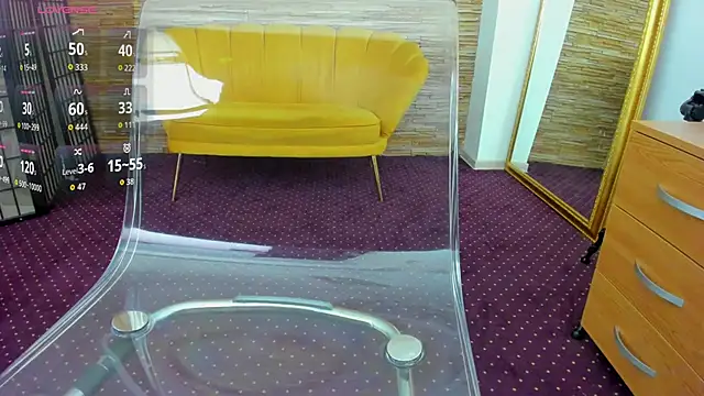 AishaRouhi online show from 09.30.25