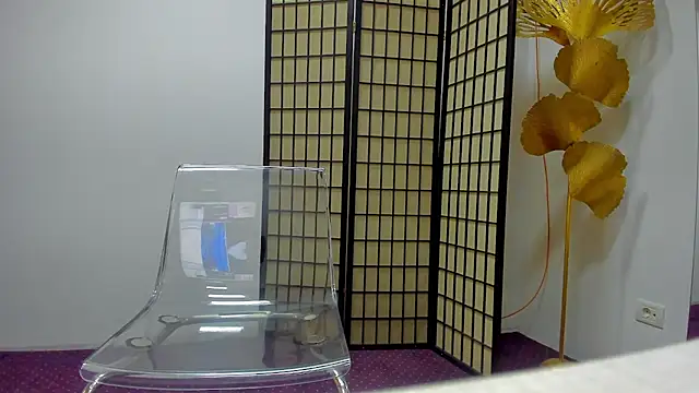 AishaRouhi online show from 04.04.26