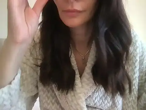 Snapshot of paolajonez chatting on 04.11.26 paolajonez online show from 04.11.26