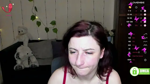 Muse kitty jenia online show from 02.14.25