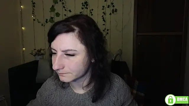 Muse kitty jenia online show from 10.15.25