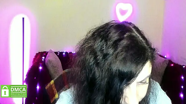 Muse kitty jenia online show from 12.15.25