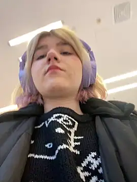 Baby  Naughty online show from 12.12.24