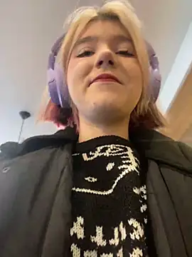 Baby  Naughty online show from 01.25.25